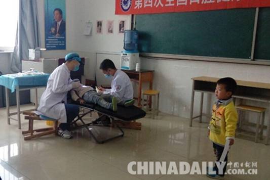 第四次全國口腔健康流行病調(diào)查走進遵化東小寨幼兒園