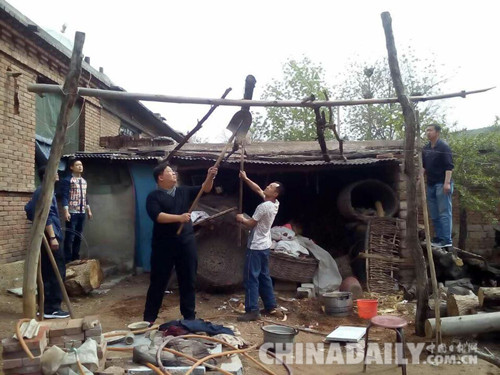 愛心人士播種“愛的種子”助力井陘貧困祖孫增加收入