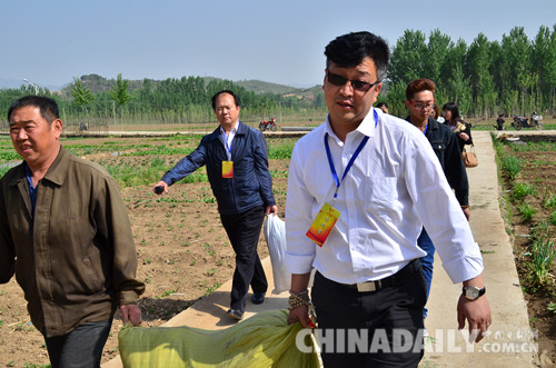 善行河北-愛(ài)心助學(xué)靈壽行