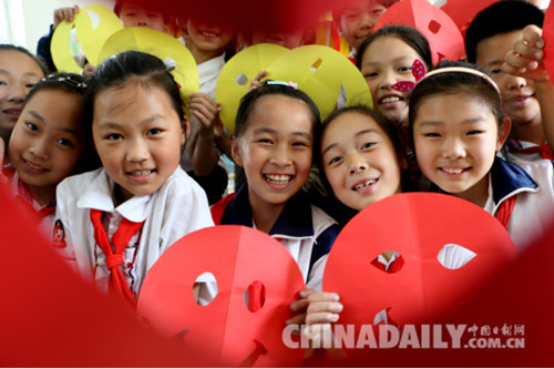 邯鄲:微笑進校園 小學生笑迎每一天