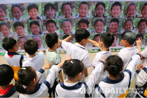 邯鄲:微笑進校園 小學生笑迎每一天