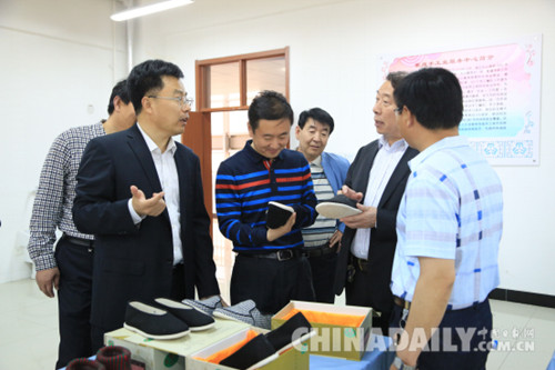 河北省教育廳領(lǐng)導(dǎo)考察遷安職教中心