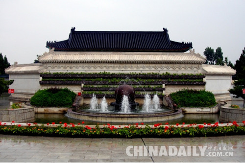 河北遵化萬佛園舉辦浴佛節慶典