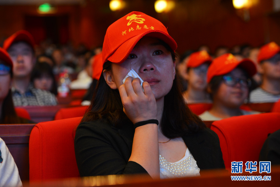 “太行山作證”李保國先進事跡報告會在石家莊舉行