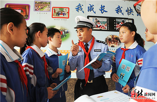 廿七年汗水灑滿交宣路——記邯鄲交警支隊(duì)宣傳科科長(zhǎng)張貴民