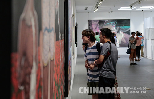 “2016萬營暢想——青年藝術發現”正式開幕