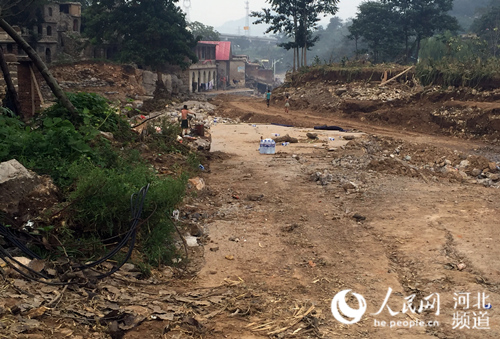 河北井陘縣2000余村民災(zāi)后自救 72小時打通生命通道