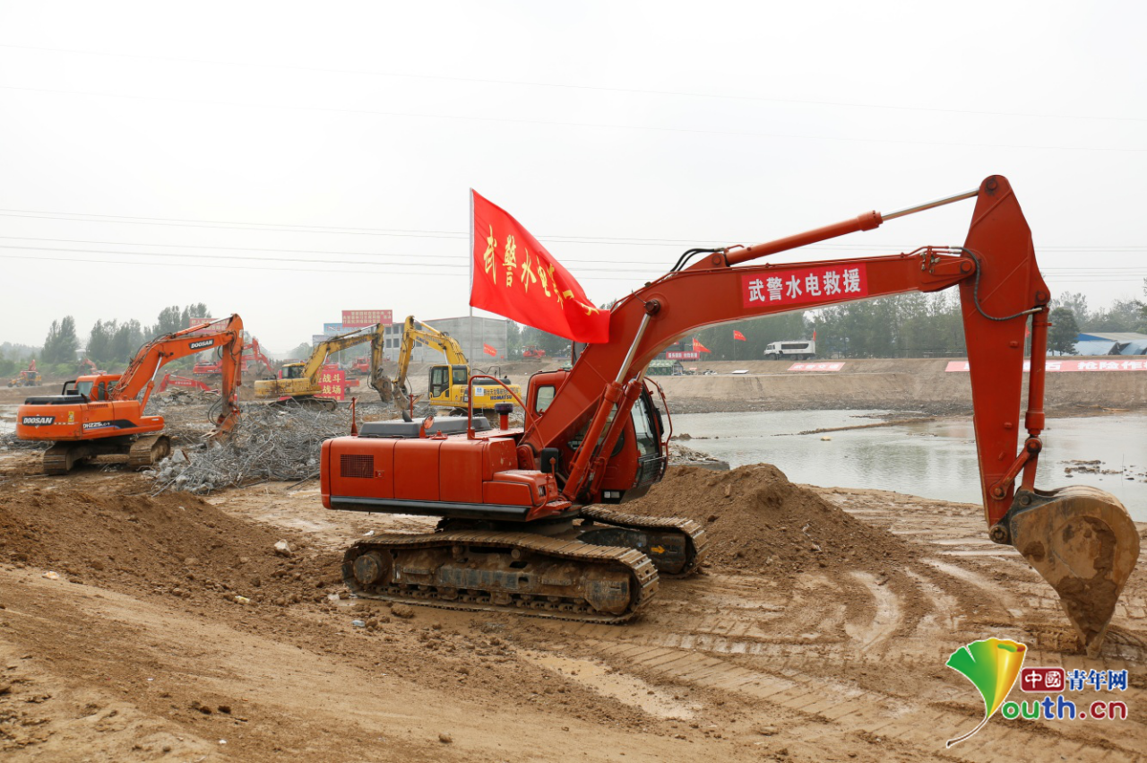 團中央“青年之聲”向邢臺大賢村小學捐贈10萬元