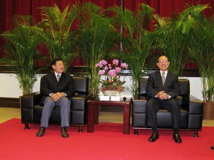 林豐正會(huì)見(jiàn)中原（固始）根親文化寶島行代表團(tuán)