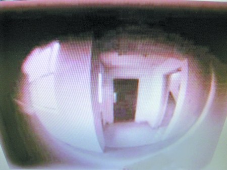 “反貓眼偷窺鏡”網上熱賣 律師認為應禁售[圖]