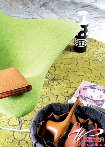 濃烈撞色 涼爽空間MIX新風潮