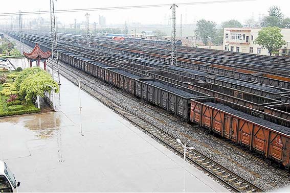 鄭州鐵路局改革安李支線經營模式調查