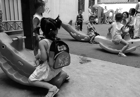 河南出臺(tái)幼兒園管理暫行辦法 不得以辦班為由收錢(qián)