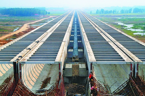 沙河渡槽展雄姿