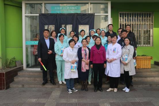 喜迎三八節(jié) 鄭州市兒童醫(yī)院舉辦拔河比賽