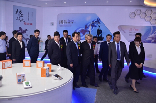 九三學社“同心康福”優(yōu)德行動助力健康 拯救夢想