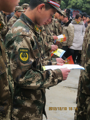 河南唐河:法律援助送溫暖 新兵無憂進軍營