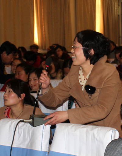 河南武陟縣中小學英語教學專家報告會舉行 申鋼主講