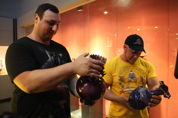 世界大力士爭霸賽走進金堂鈞窯