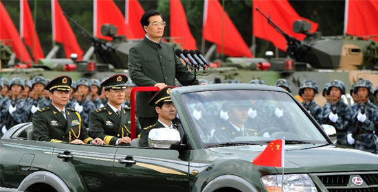 胡錦濤檢閱駐港部隊