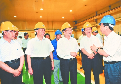 王兆國黑龍江省調研：激發職工主人翁責任感和創造活力