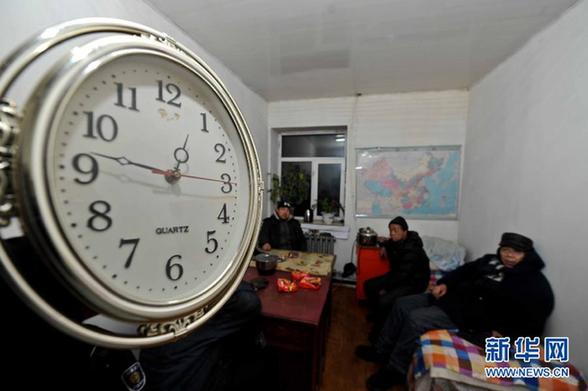 嚴(yán)寒中與夜晚相伴——探訪“三九天”中的哈爾濱公交熱車員