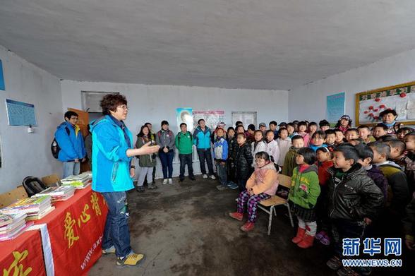 “愛心背書客”：讓鄉村兒童找到閱讀樂趣