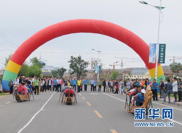 全民健身——妙趣橫生的旱地龍舟賽