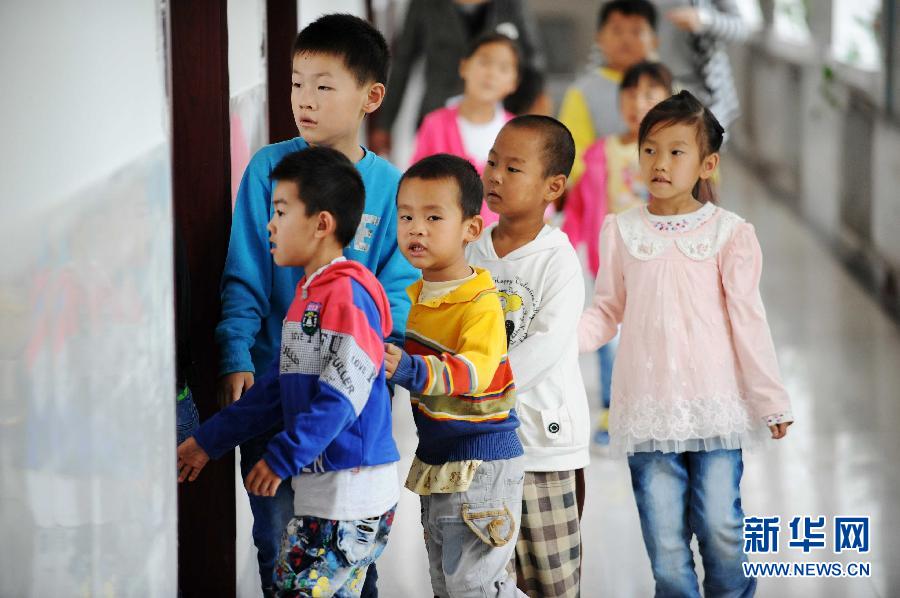 黑龍江洪水災(zāi)區(qū)積極安置保證學(xué)生如期開學(xué)