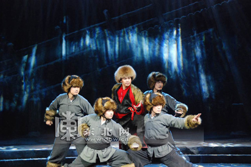 抗日題材龍江劇《松江魂》首演 獻禮抗日戰爭勝利70周年