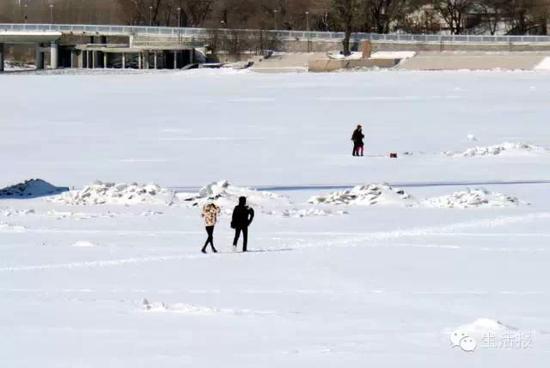 哈爾濱市松花江面人車禁行 三類區域奪命陷阱千萬別去