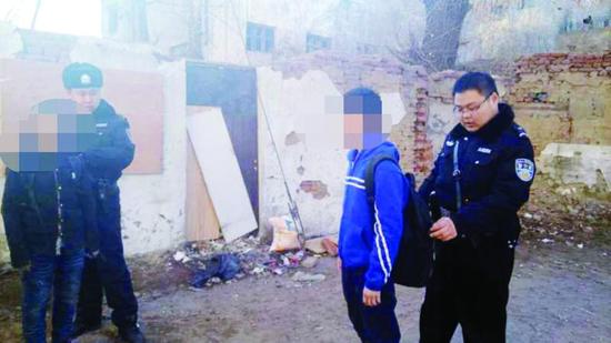 哈爾濱市兩所學校40余名中學生約架 起因系發生口角(圖)