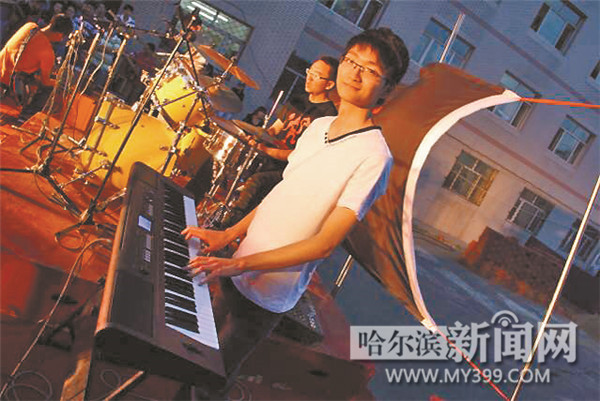 東北林大學生原創畢業歌爆紅 上線3小時點擊超230萬