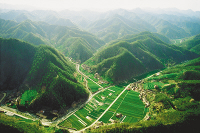 經受住歷史罕見挑戰 “十一五”科學發展答卷精彩