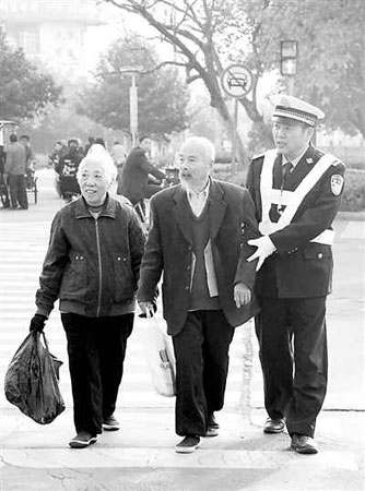 交警王義生：14載堅守街頭服務市民