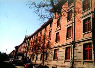 拜謁五四運動策源地——紅樓