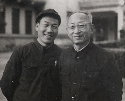 江牧岳與徐永輝合影于西山