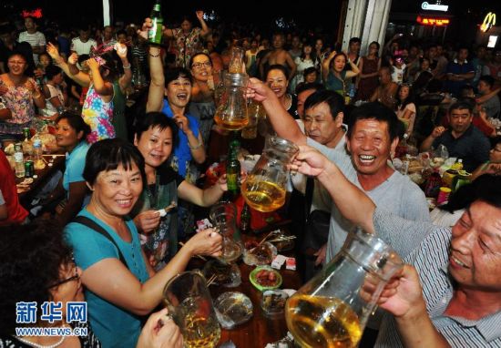 第23屆青島國際啤酒節落幕 近400萬人飲酒1200多噸