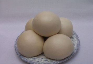 各行業(yè)年終獎盤點:有的發(fā)奔馳車 有的發(fā)衛(wèi)生巾