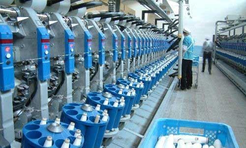 各行業(yè)年終獎(jiǎng)盤點(diǎn):有的發(fā)奔馳車 有的發(fā)衛(wèi)生巾