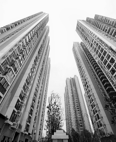 房價持續出現松動跡象 何時迎來降價拐點