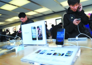 北京iPhone4蘋果店敞開賣 中關村價格首次跌破5000元