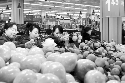 中國降伏“通脹”惠及全球經(jīng)濟(jì)(市場(chǎng)觀察)