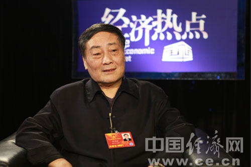 宗慶后:“有住房+年薪20萬”就是中國的中產階級