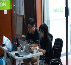 百度開(kāi)放云編程馬拉松成都站 “咕咚手環(huán)”模式受追捧