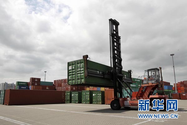 評論:經濟穩中向好 轉型更待發力