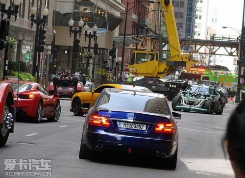 大匯總 說說《變形金剛3》中的那些車