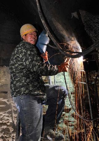 地下28米的地鐵施工現場：城市新路從這里鋪就