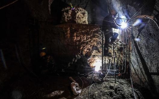 地下28米的地鐵施工現場：城市新路從這里鋪就