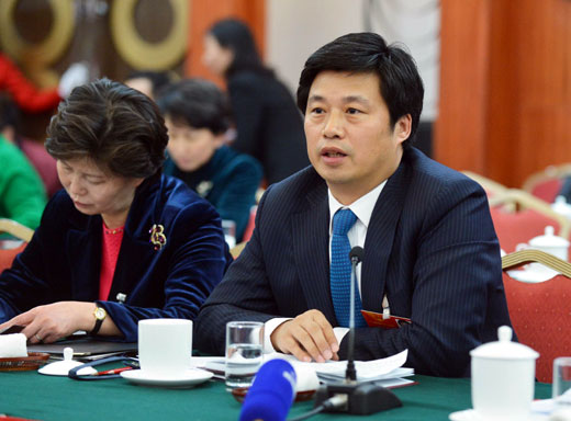 吉林省代表團審議國務院機構改革和職能轉變方案